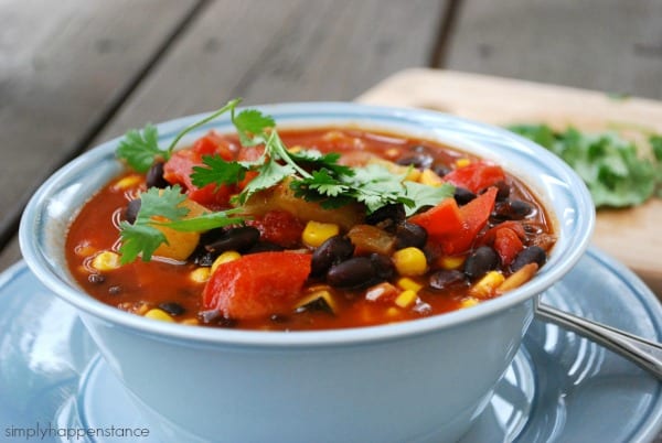 all in one pot ~ black bean vegetarian chili {via simply happenstance}