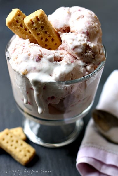 Raspberry Shortbread Ice Cream