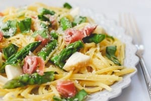 Lemon Asparagus Prosciutto Pasta