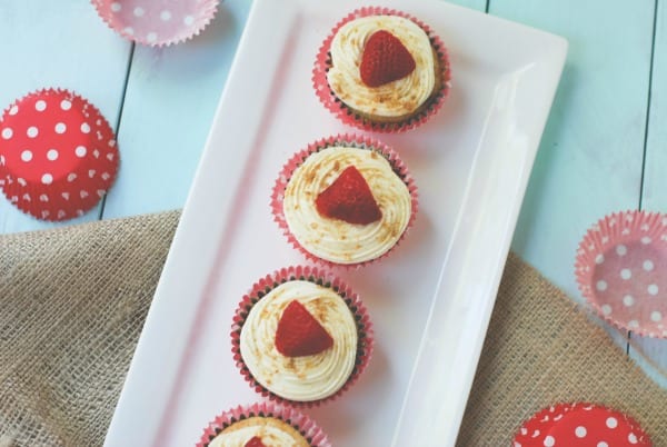 Strawberry Cheesecake Cupcakes-77