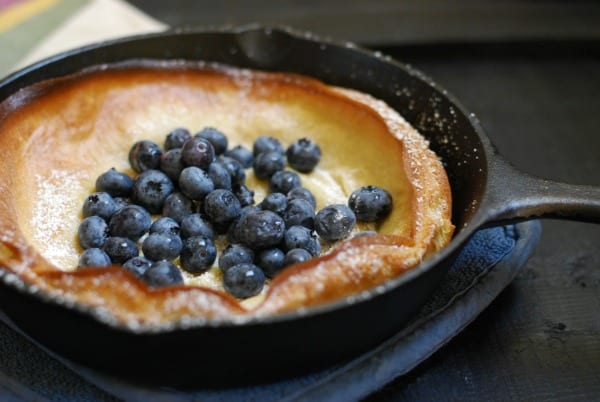 Dutch Baby Recipe {simply happenstance blog} #castironskillet #breakfast #dutchbaby