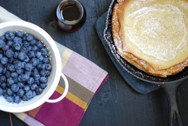 Dutch Baby {simplyhappenstance.com} #breakfast #castironskillet #dutchbaby