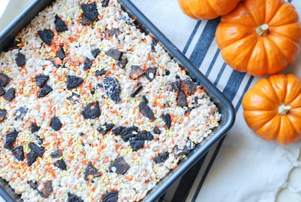 Halloween Rice Krispie Treats {simplyhappenstance.com}-59