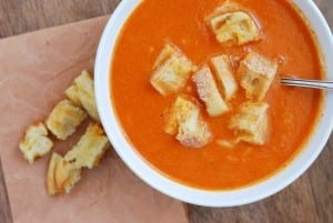 Homemade Tomato Soup with Grilled Cheese Croutons {recipe on simplyhappenstance.com}