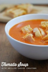 Homemade Tomato Soup with Grilled Cheese Croutons {recipe on simplyhappenstance.com} #tomatosoup #grilledcheese