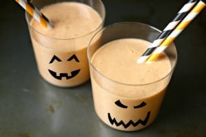 Your ghouls will love this Spooky Orange Carrot Smoothie