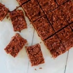 No Bake + Gluten Free Chocolate Almond Oat Bars {recipe via simplyhappenstance.com}