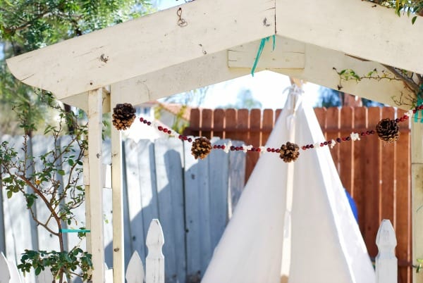 Natural Christmas Garland  DIY via Simply Happenstance-171