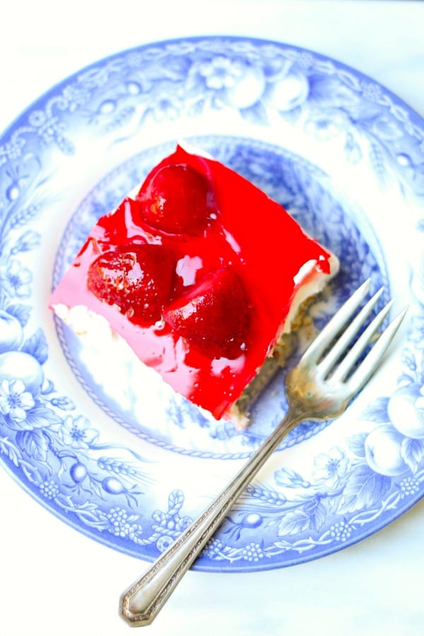 Easy Whipped Strawberry Pretzel Dessert.