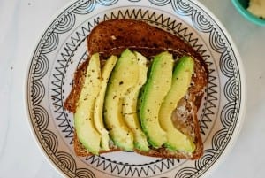 Avocado Toast | simplyhappenstance.com #cleaneating #avocados